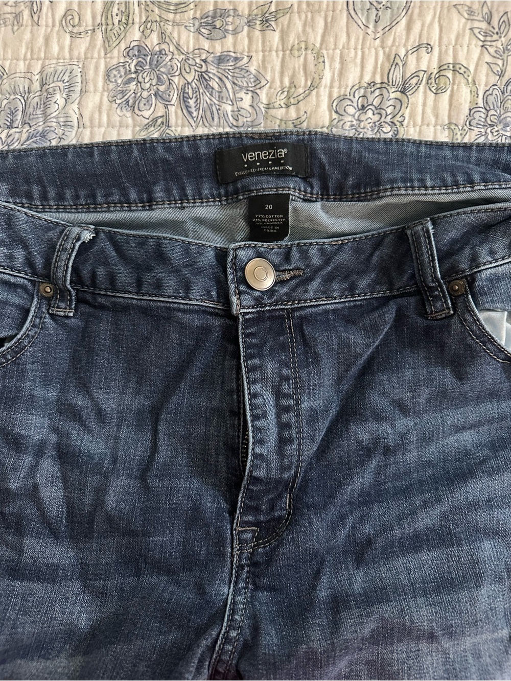 Venezia Indigo Slim Straight Jeans